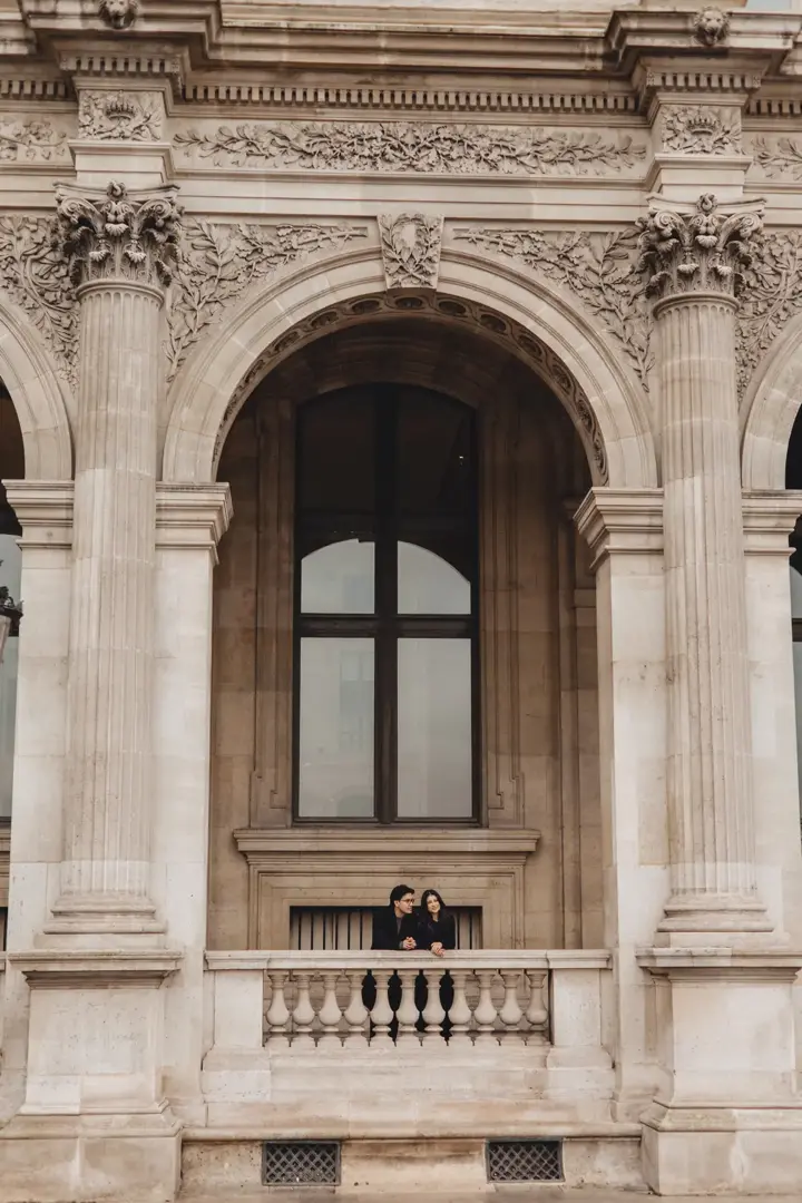 Couple Photoshoot at Rue De Rivoli