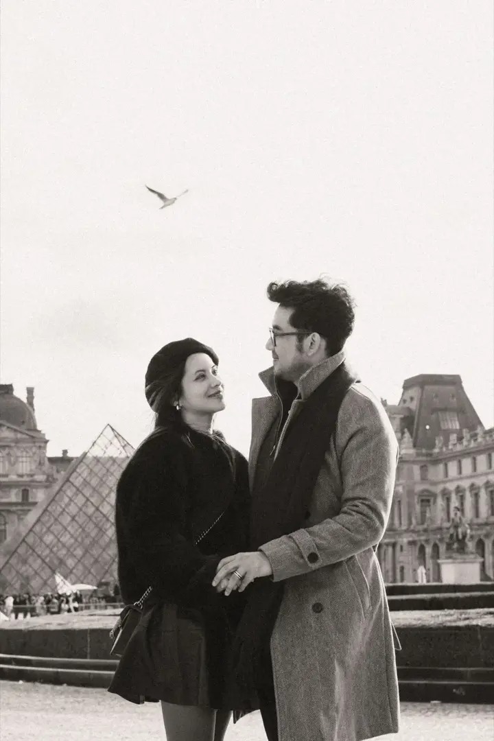 Paar-Fotoshooting at Parc Monceau