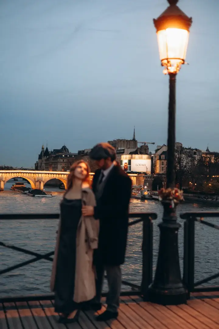 Couple Photoshoot in Paris