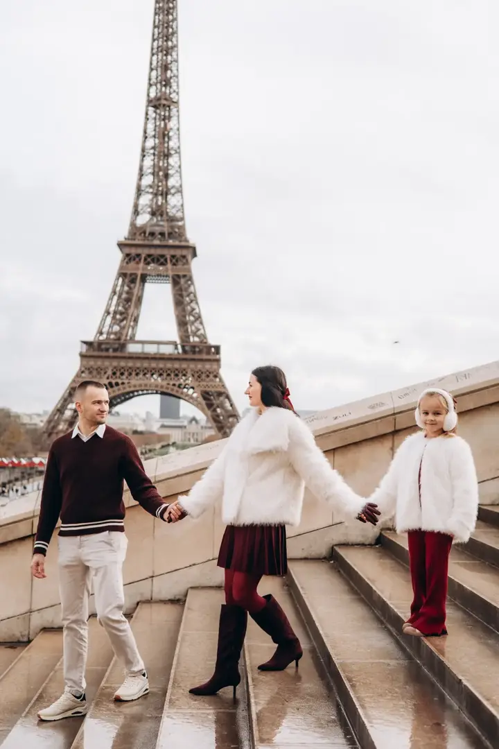 Family Photoshoot in Paris