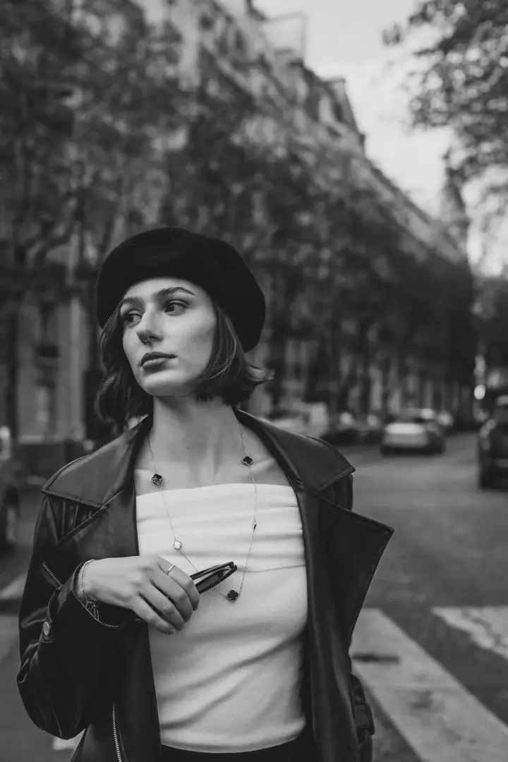 Maternity Photoshoot in Paris