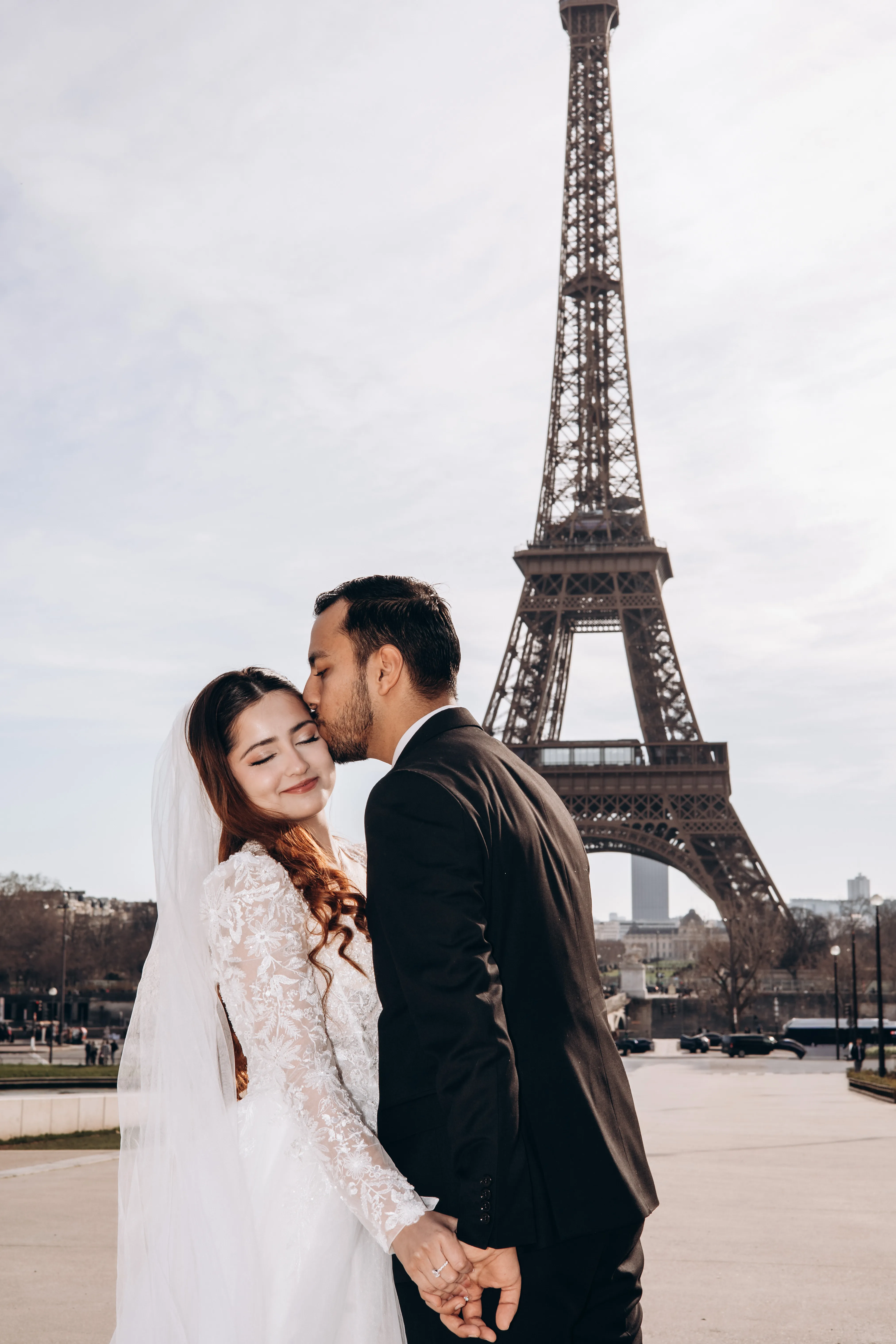Elopement Photographer in Paris