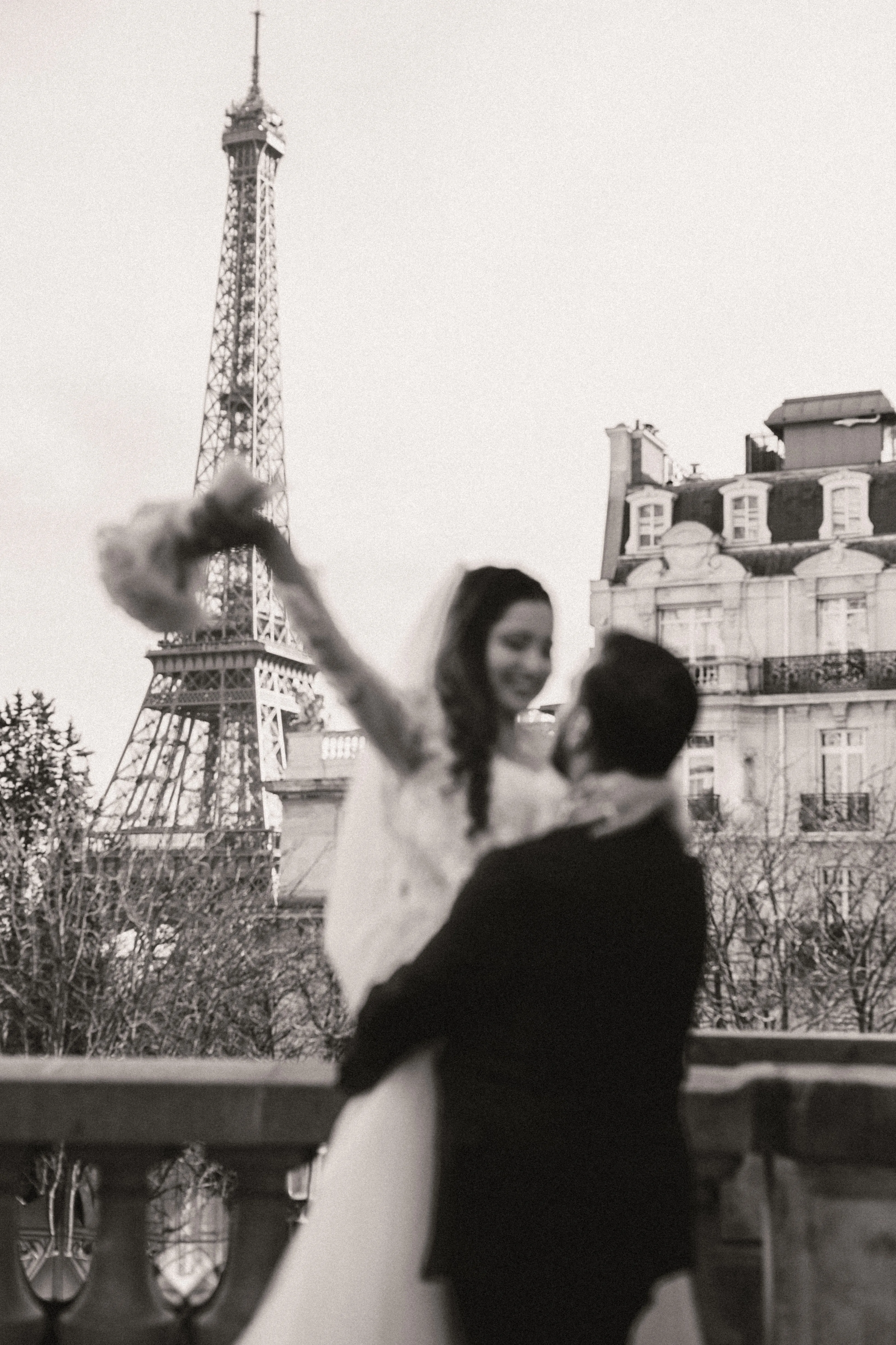Elopement Photographer at Place De La Republique