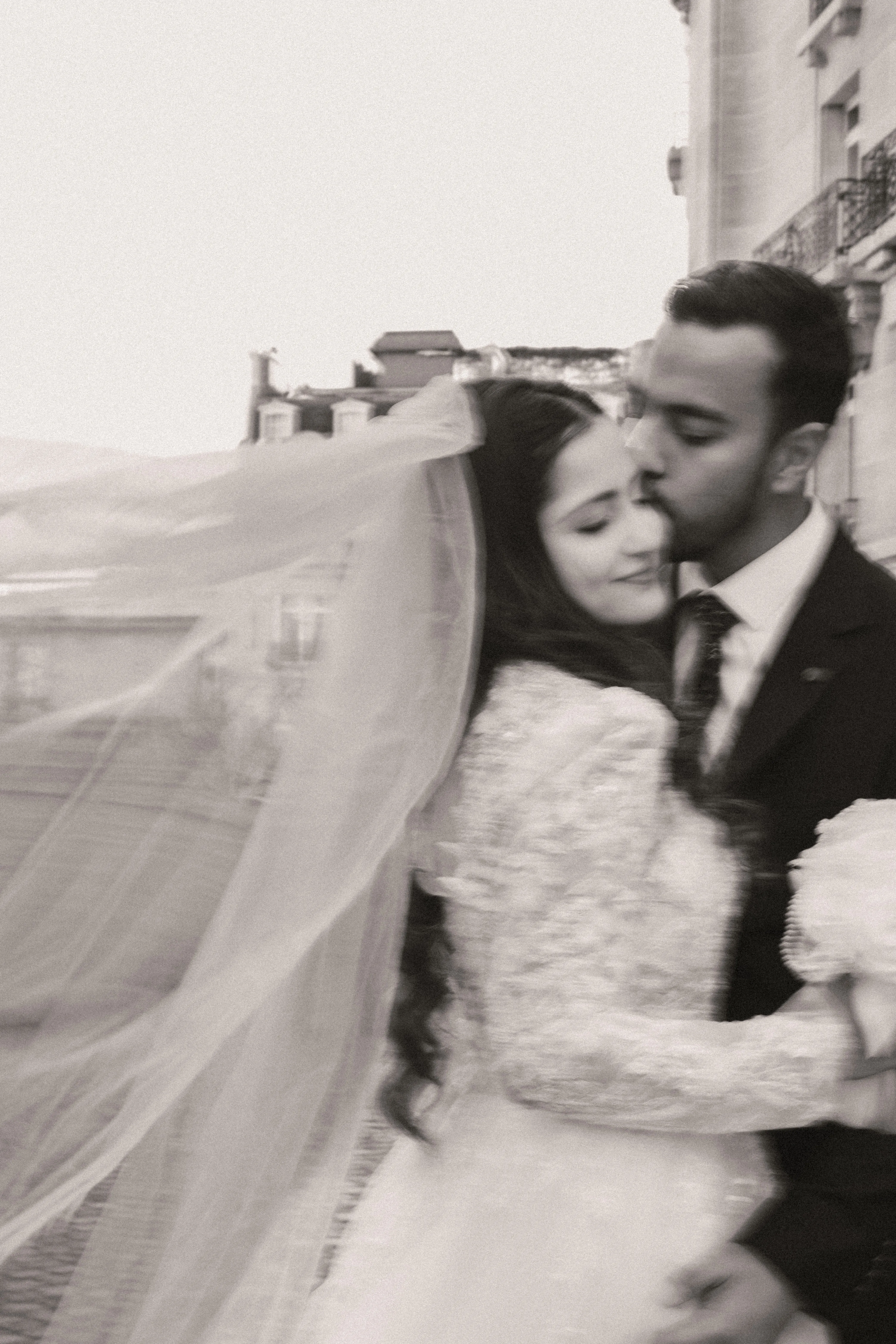 Elopement Photographer in Paris